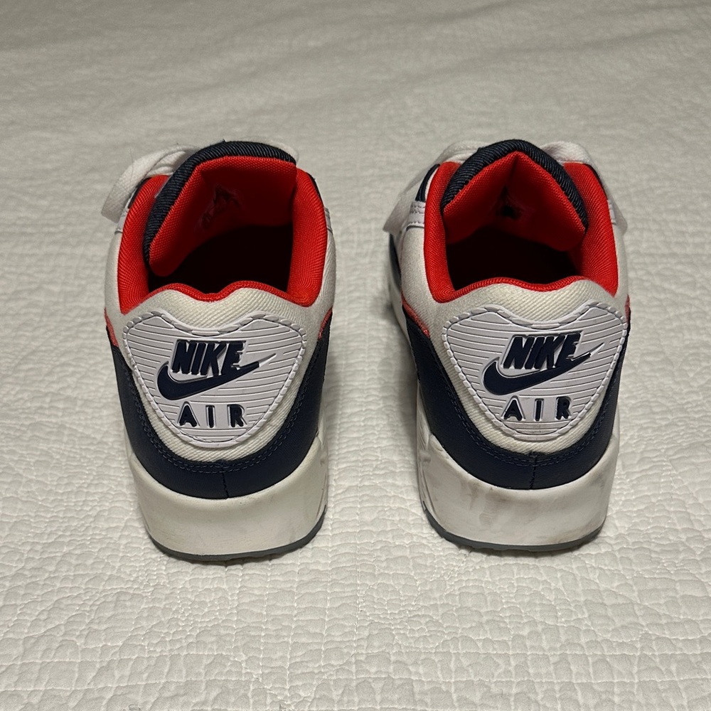 Nike Air Max Men’s White Red Navy Sneakers - Picture 4 of 4